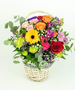 cesta de flores variada